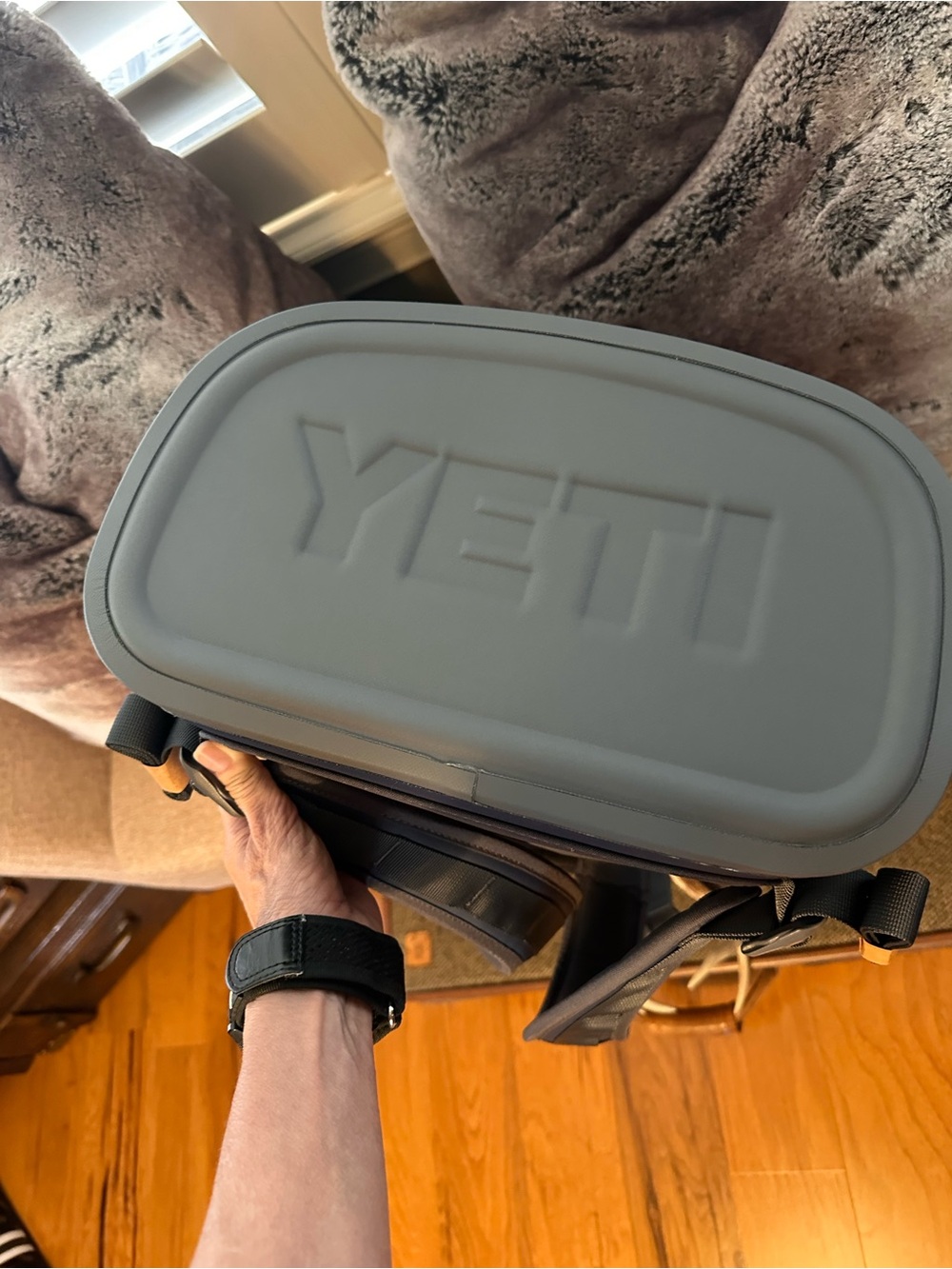Yeti Hopper M12 Soft Cooler - Navy and Gray - Picture 7 of 8